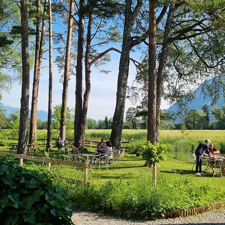 Couette-café Treffpunkt Heuwiese