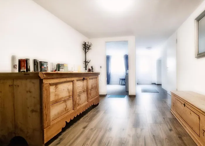 Treffpunkt Heuwiese 3*