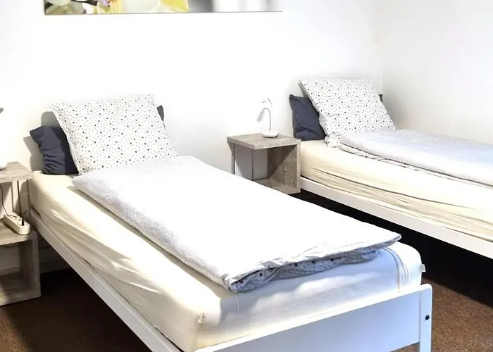 Treffpunkt Heuwiese Couette-café Weite